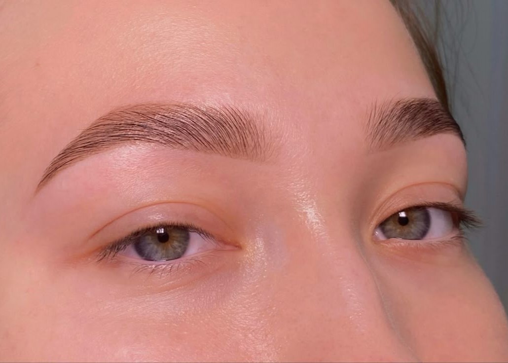 уход после ламинирования бровей